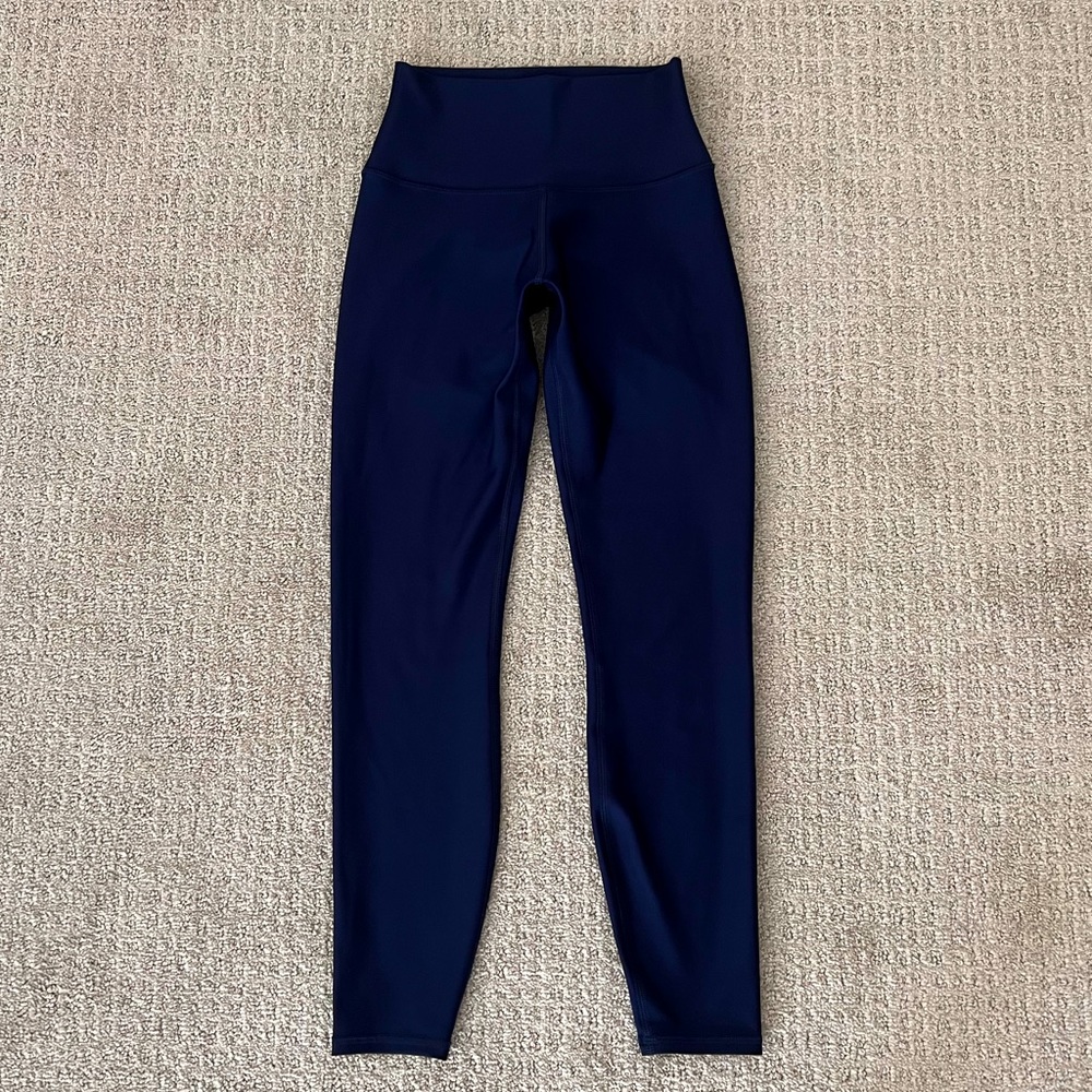 Alo 7/8 High-Waist Airlift Legging in True Navy